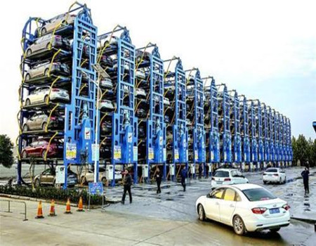 上海垂直升降式停車設備。